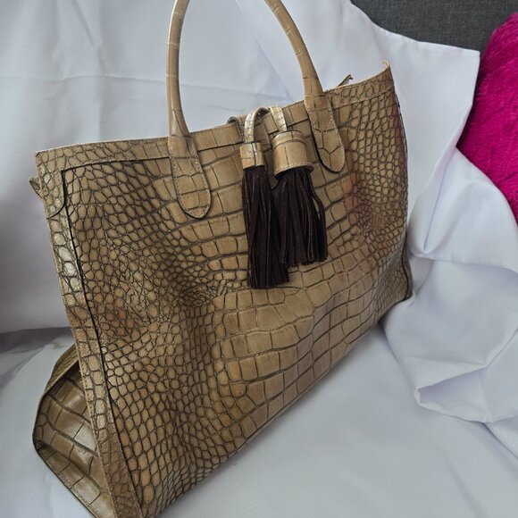 100% Italian Leather Brown Work Tote – Elegant & Spacious - Picture 4 of 4